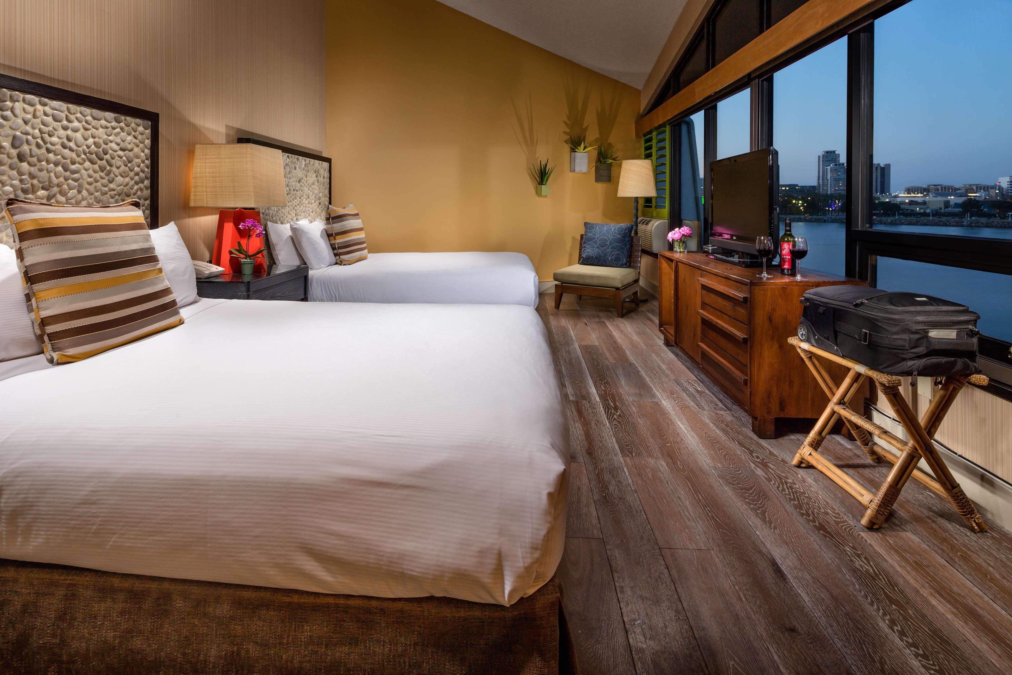 Hotel Maya Long Beach Kültér fotó